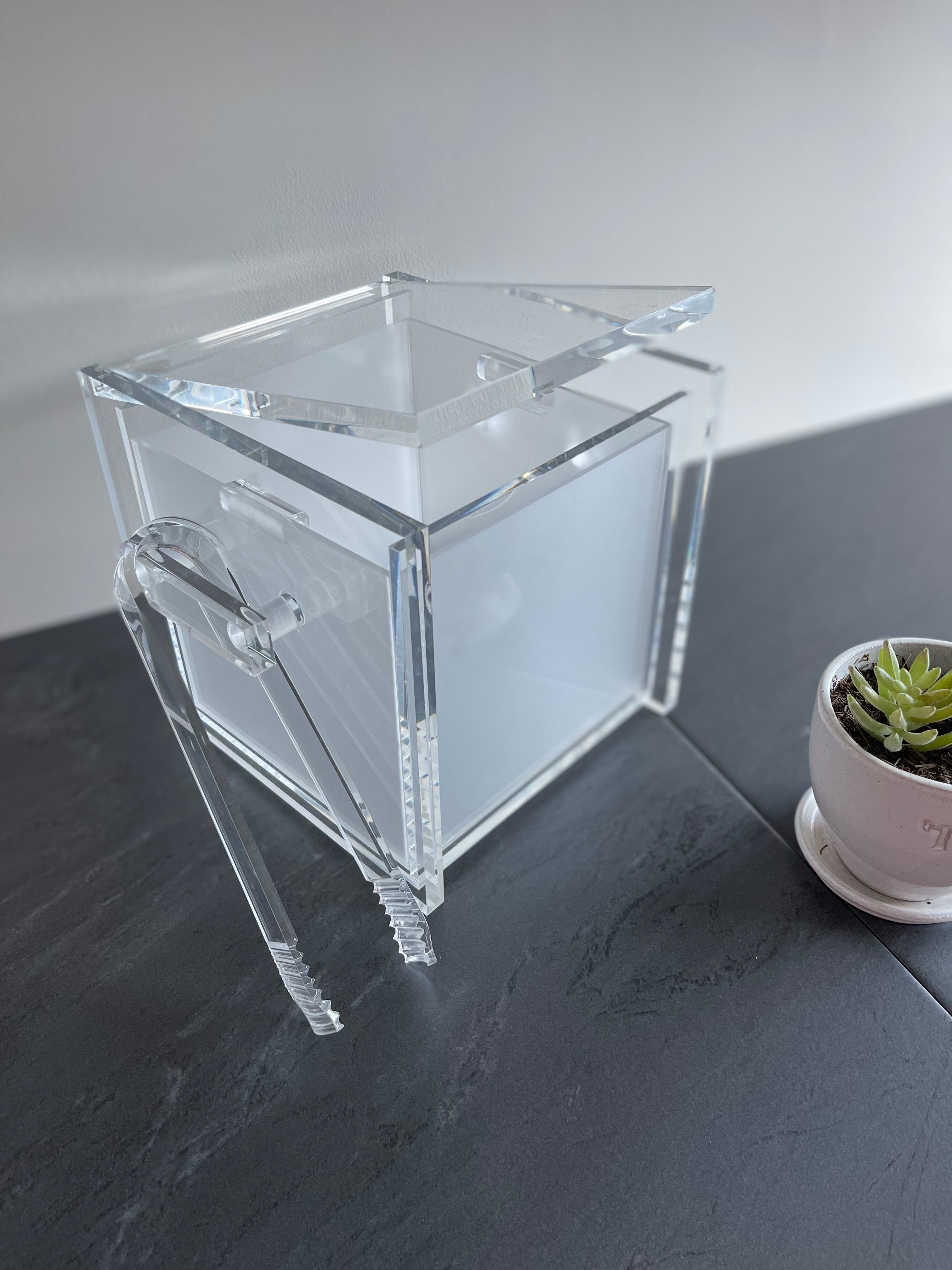 HIELERA DE ACRÍLICO CON AGARRADERA DIAMANTE - TSUË - Diseño en Acrílico