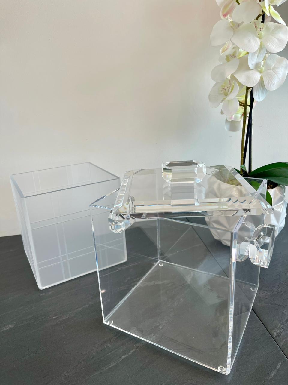 HIELERA DE ACRÍLICO CON AGARRADERA DIAMANTE