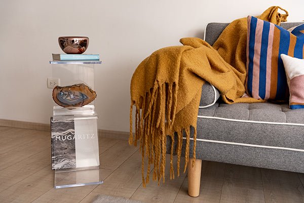 Mesa "C" de Acrílico Con Entrepaño - TSUË - Diseño en Acrílico