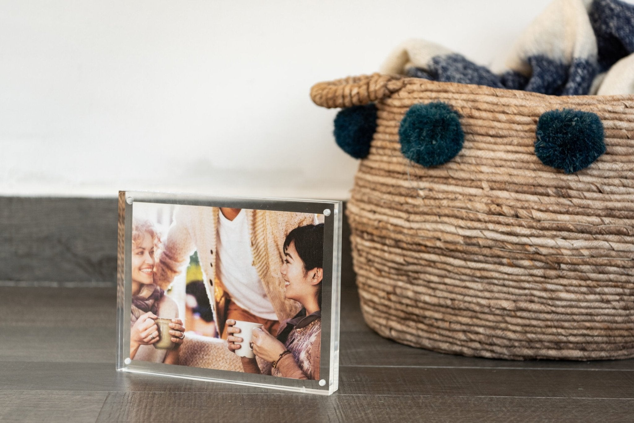 Porta Retrato Con Imán en Acrílico 12mm - TSUË - Diseño en Acrílico
